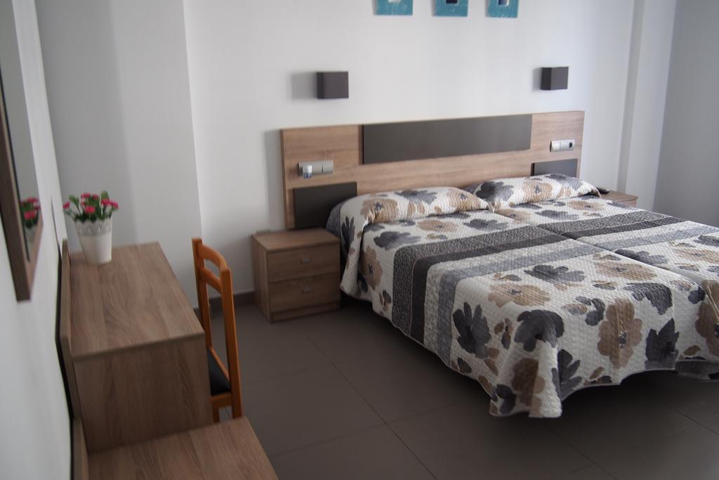 Hostal El Trovador アルテア 部屋 写真